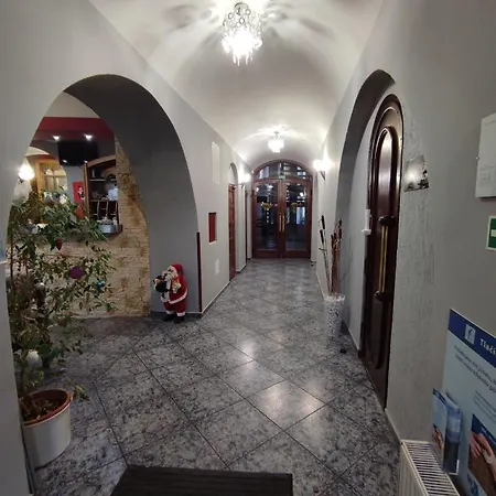 Bohemia Excellent Hotel 3*