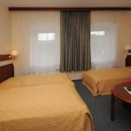 Bohemia Excellent Hotel 3*