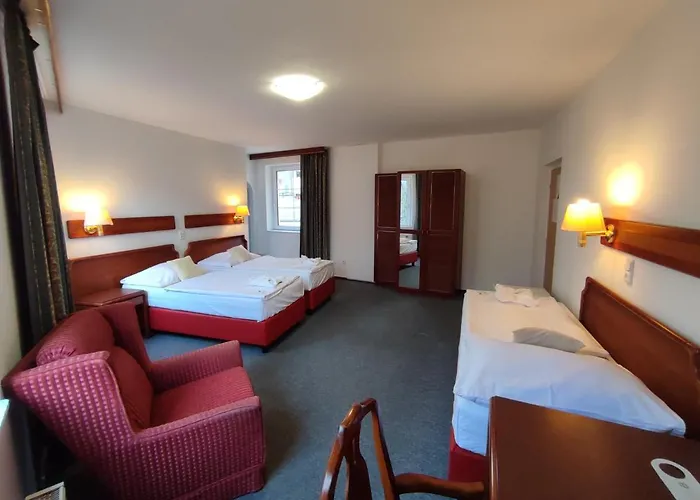 Bohemia Excellent Hotel 3*